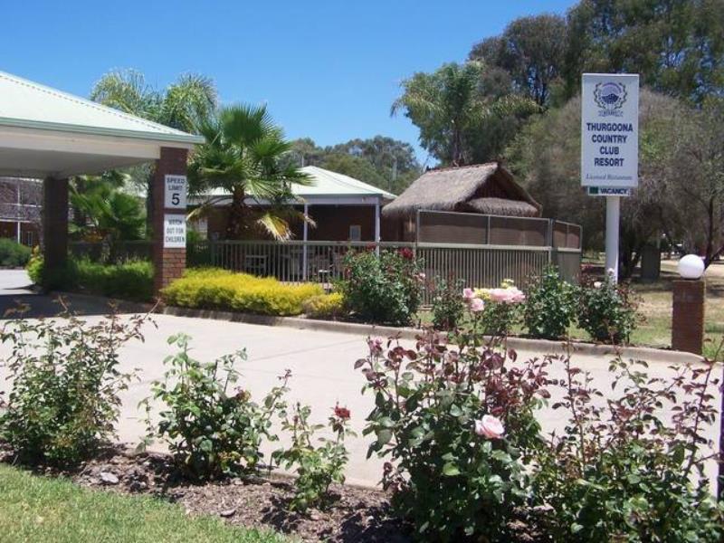 Thurgoona Country Club Resort Exteriör bild